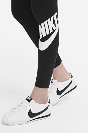 Nike CZ8528-010 Essential Kadın Tayt